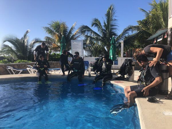 Padi Dive Master Certification in Puerto Morelos Riviera Maya